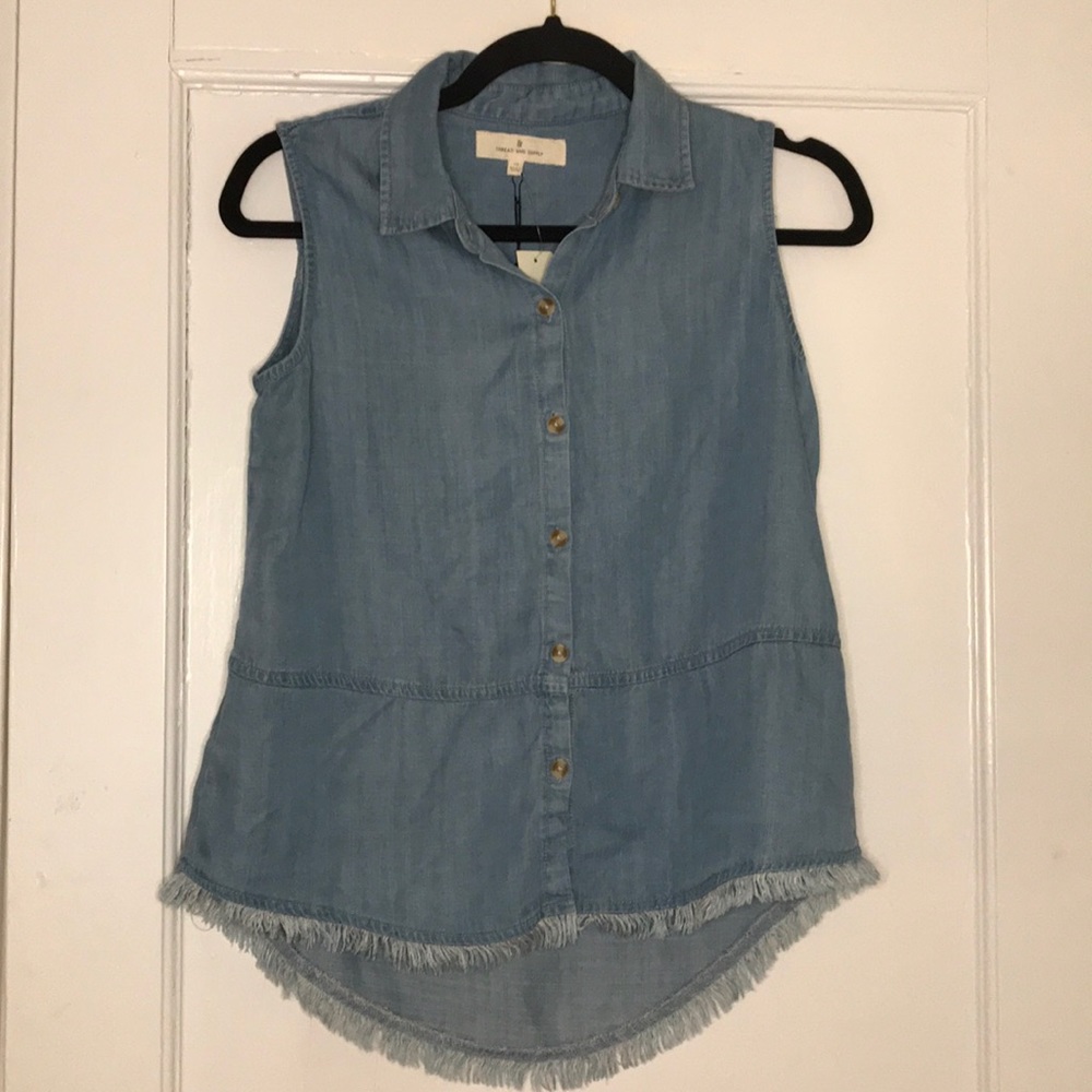 Sleeveless top